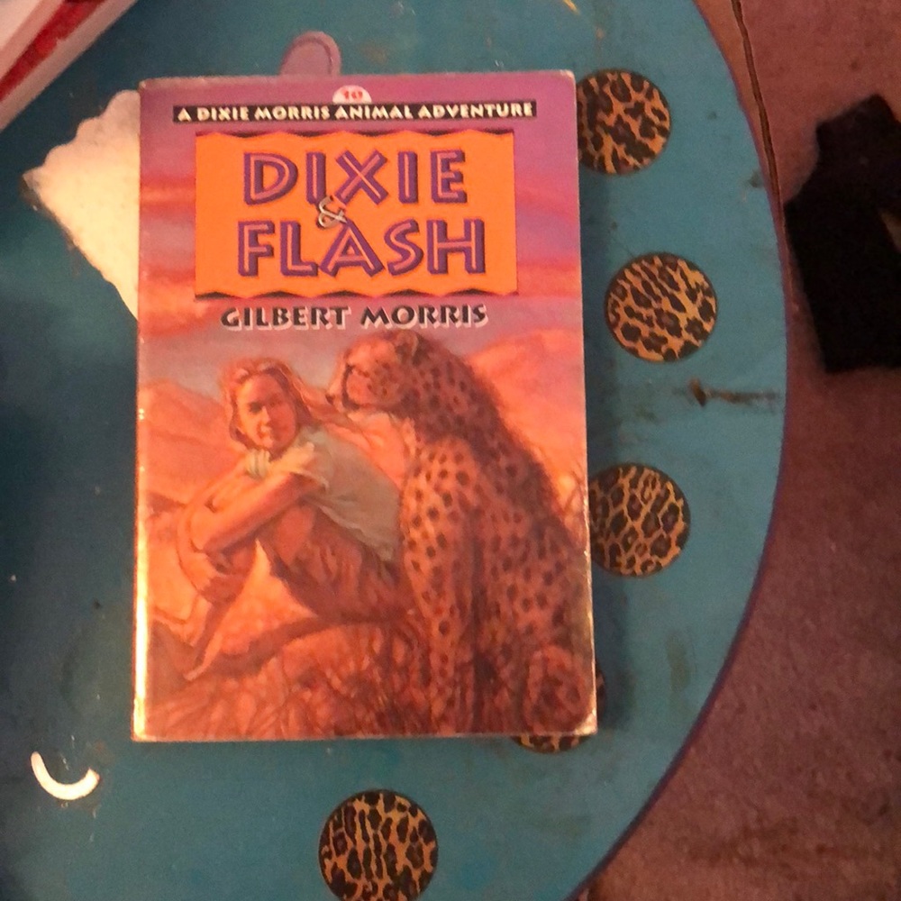 Books - Picture 4 of 4